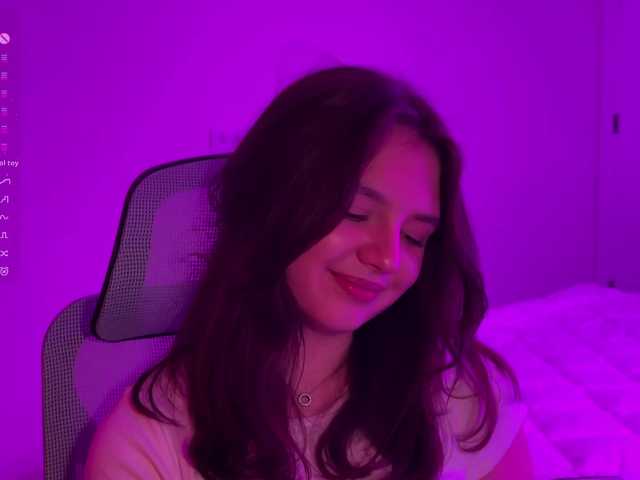 -FoxAlisa- live cam on BongaCams