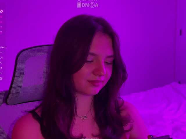 -FoxAlisa- live cam on BongaCams