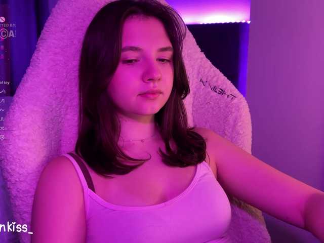 -FoxAlisa- live cam on BongaCams