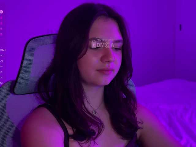 -FoxAlisa- live cam on BongaCams