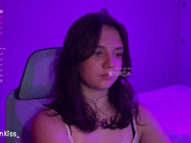 -FoxAlisa- live cam on BongaCams