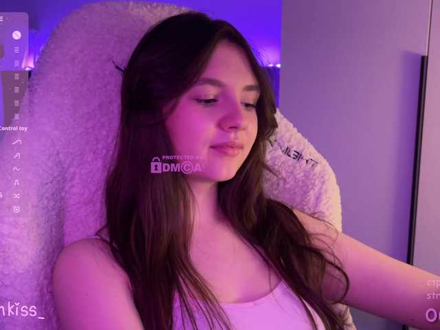 -FoxAlisa-'s BongaCams show and profile