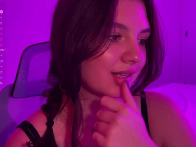 -FoxAlisa- live cam on BongaCams