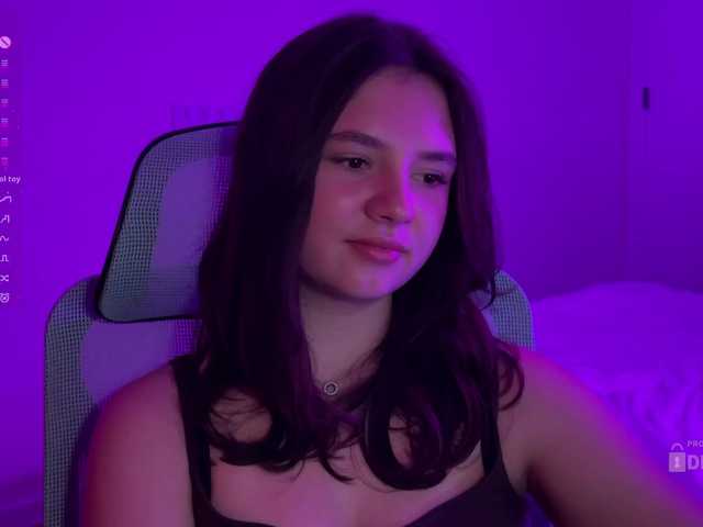 -FoxAlisa- live cam on BongaCams
