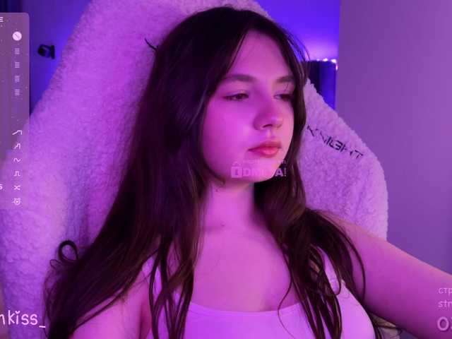 kisankiss webcam
