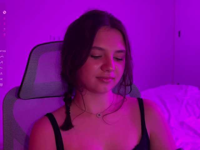 -FoxAlisa- live cam on BongaCams