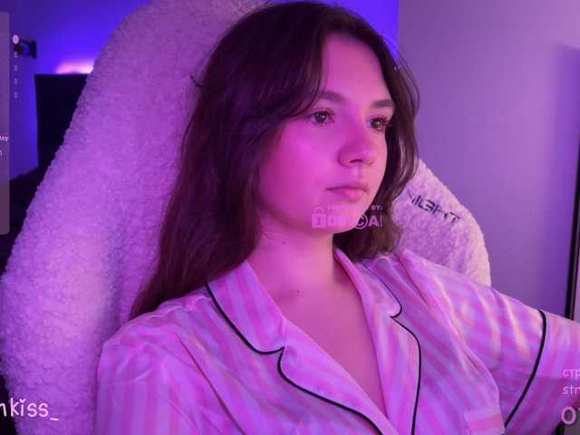 -FoxAlisa- live cam on BongaCams