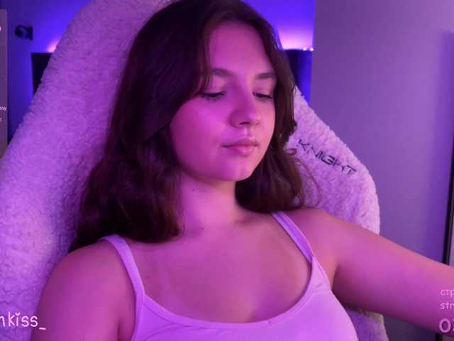 -FoxAlisa- live cam on BongaCams