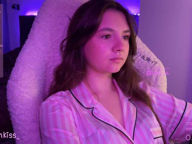 -FoxAlisa- live cam on BongaCams