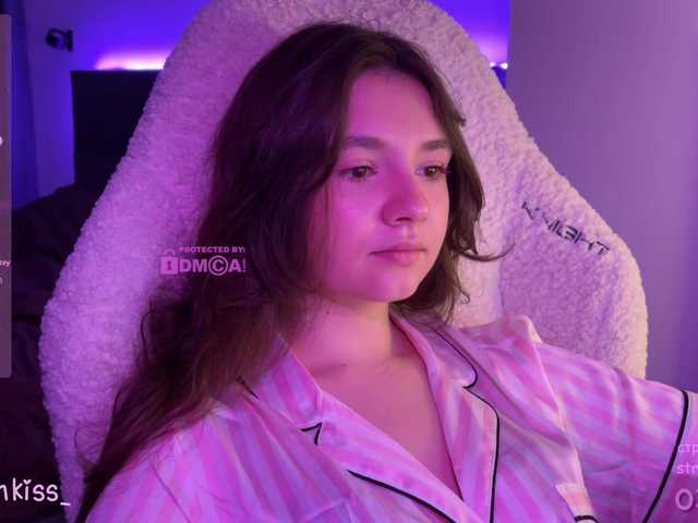 kisankiss webcam