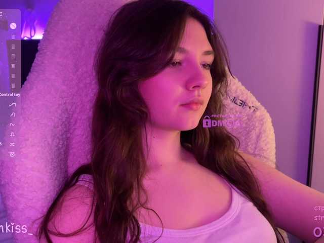 -FoxAlisa-'s BongaCams show and profile