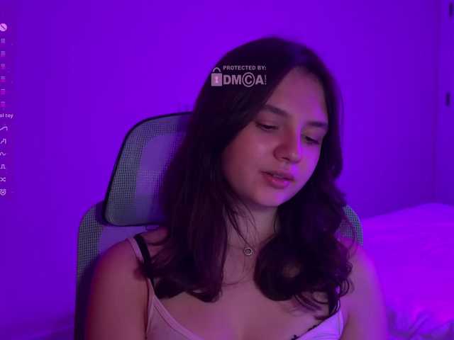 -FoxAlisa- live cam on BongaCams