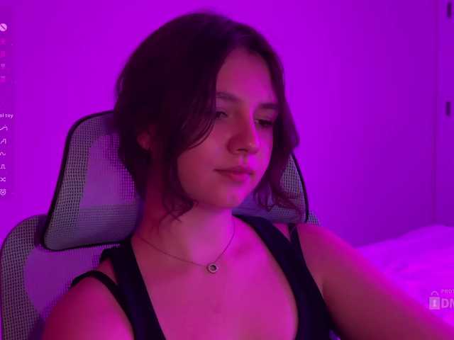 -FoxAlisa- live cam on BongaCams