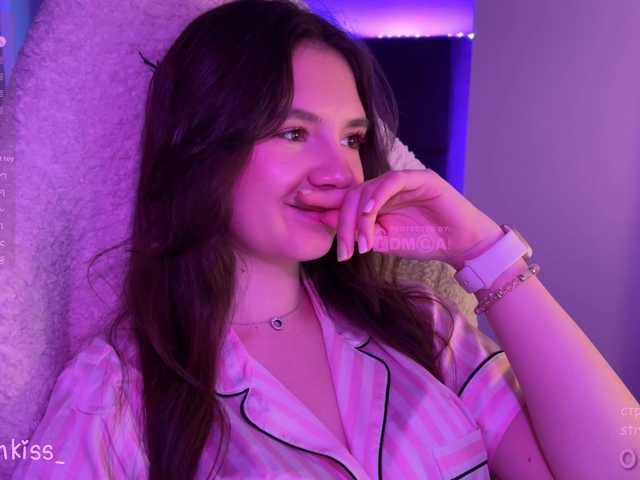 -FoxAlisa- live cam on BongaCams
