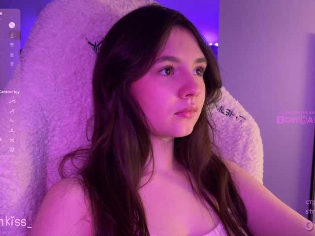 -FoxAlisa-'s BongaCams show and profile