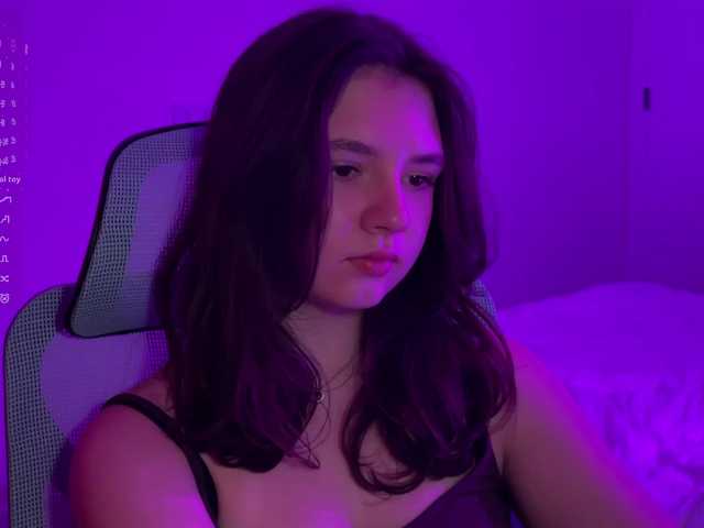 -FoxAlisa- live cam on BongaCams