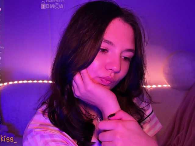-FoxAlisa- live cam on BongaCams