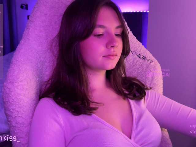 -FoxAlisa- live cam on BongaCams