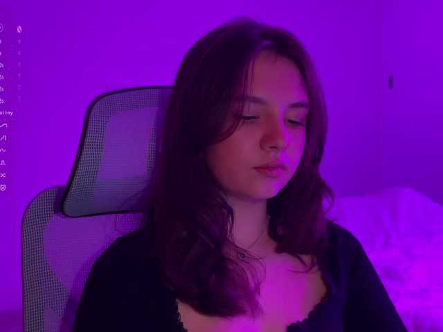 -FoxAlisa- live cam on BongaCams