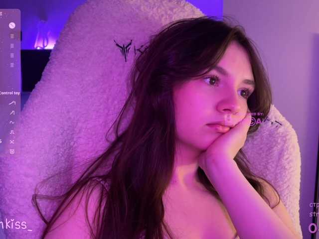 -FoxAlisa-'s BongaCams show and profile