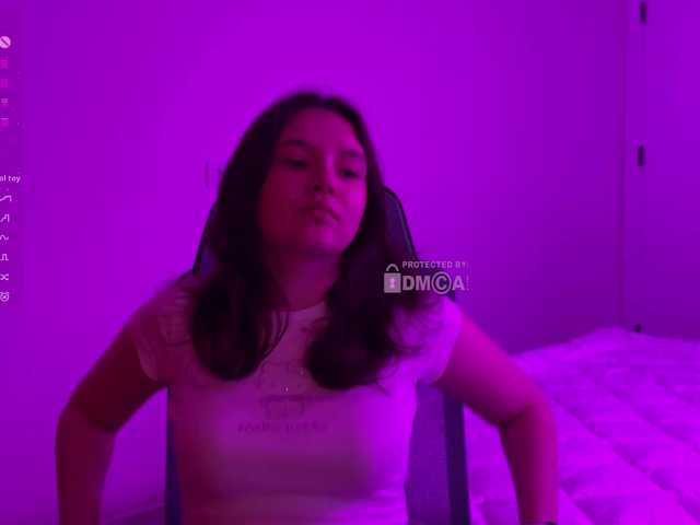 -FoxAlisa- live cam on BongaCams