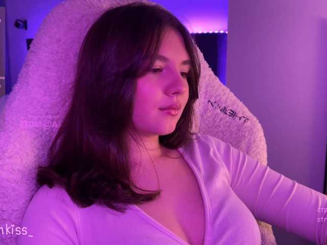 -FoxAlisa- live cam on BongaCams