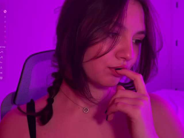 -FoxAlisa- live cam on BongaCams