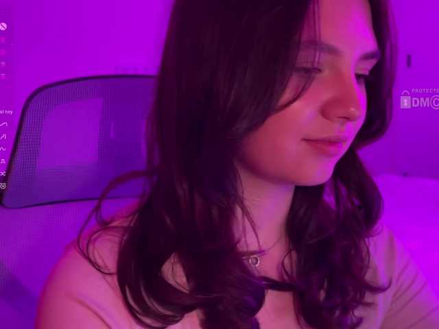 -FoxAlisa- live cam on BongaCams