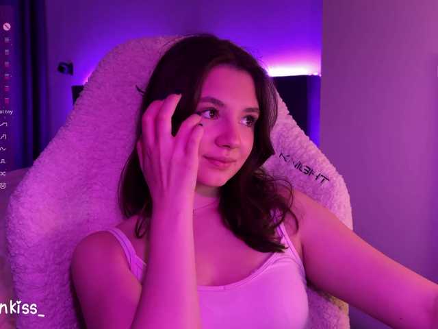 -FoxAlisa- live cam on BongaCams