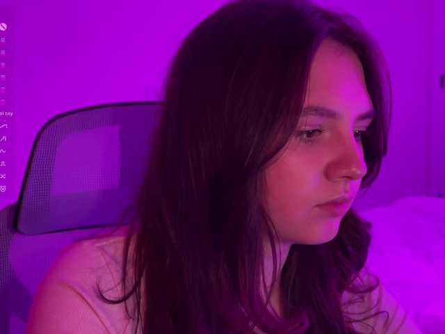 -FoxAlisa- live cam on BongaCams