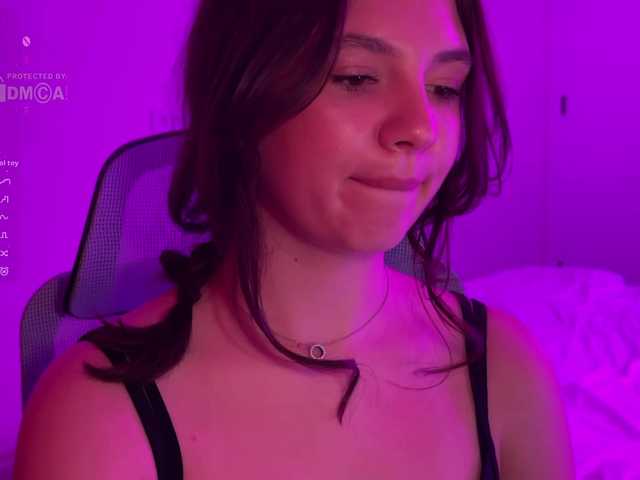 -FoxAlisa- live cam on BongaCams