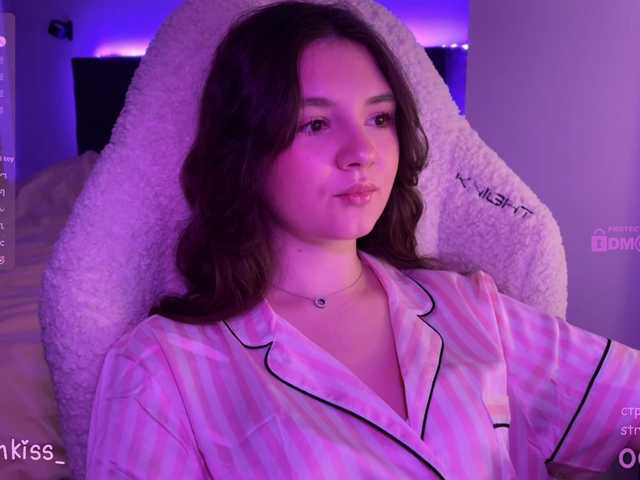 -FoxAlisa- live cam on BongaCams