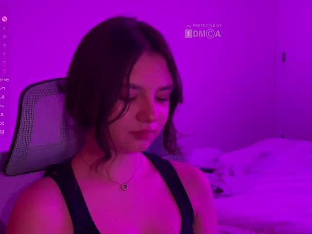 -FoxAlisa- live cam on BongaCams