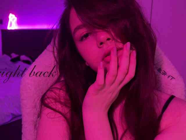 -FoxAlisa- Live Webcam on BongaCams