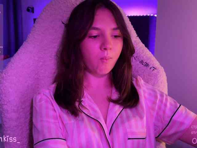 -FoxAlisa- Live Webcam on BongaCams