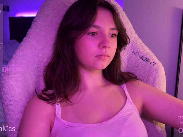-FoxAlisa- Live Webcam on BongaCams