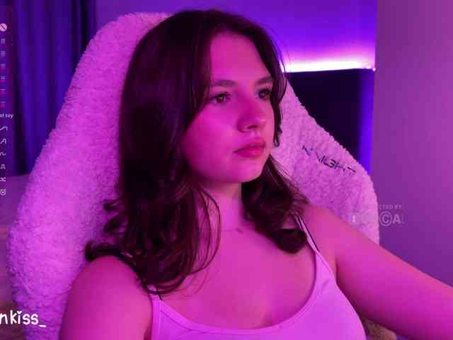 kisankiss webcam