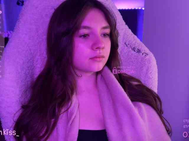 -FoxAlisa- Live Webcam on BongaCams