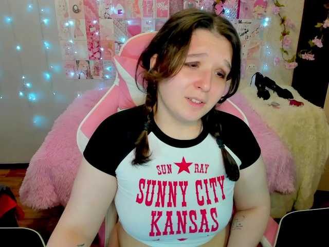 Acid-Kate live cam on BongaCams