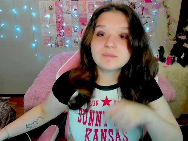 Acid-Kate live cam on BongaCams