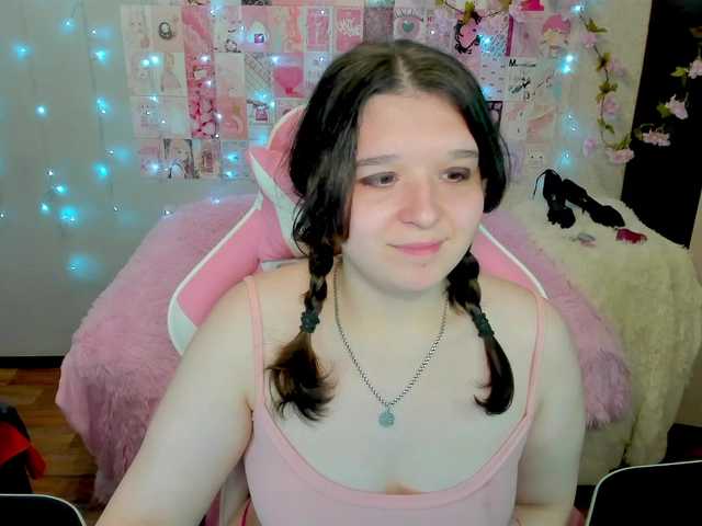 Acid-Kate live cam on BongaCams