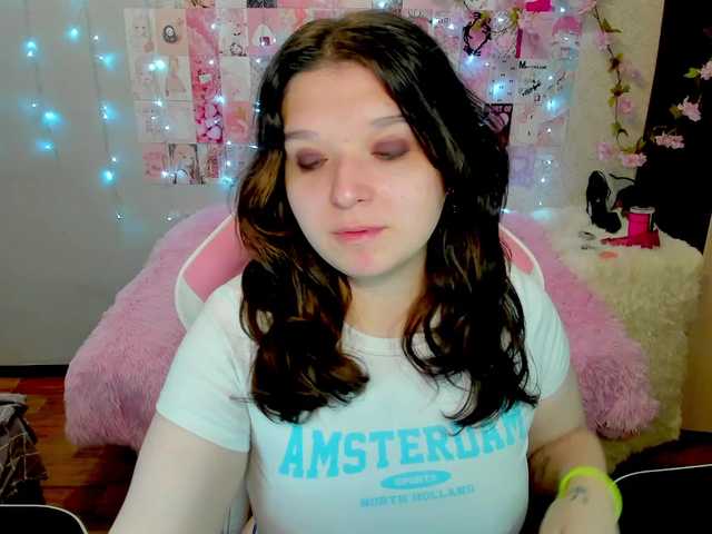 Acid-Kate live cam on BongaCams