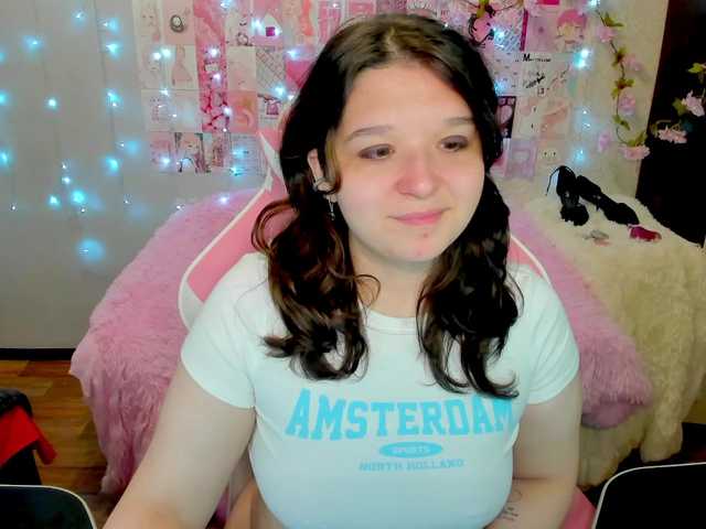 Acid-Kate live cam on BongaCams