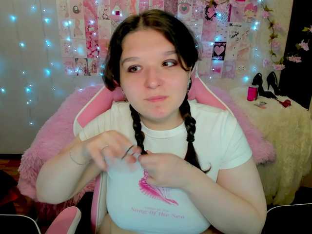 Acid-Kate live cam on BongaCams