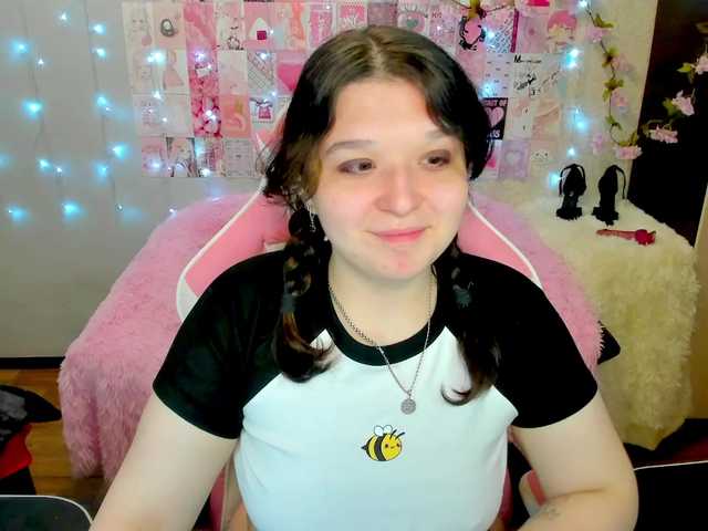 Acid-Kate live cam on BongaCams