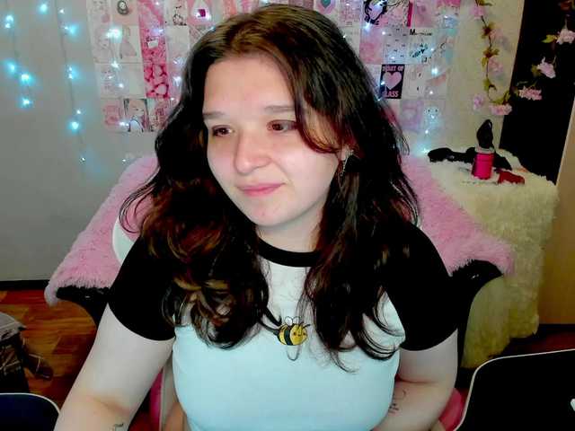 Acid-Kate live cam on BongaCams