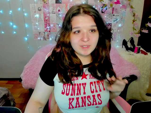Acid-Kate live cam on BongaCams