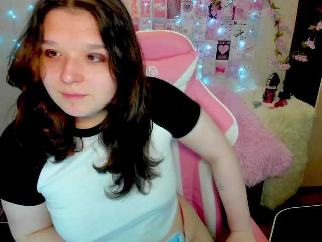 Acid-Kate live cam on BongaCams