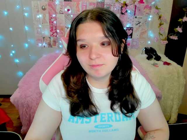 Acid-Kate live cam on BongaCams