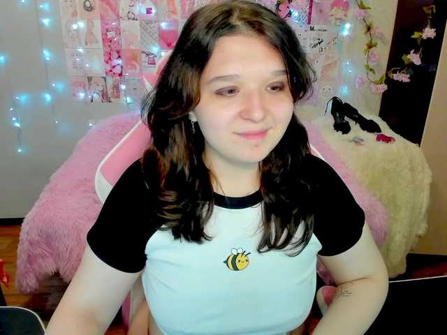 Acid-Kate live cam on BongaCams